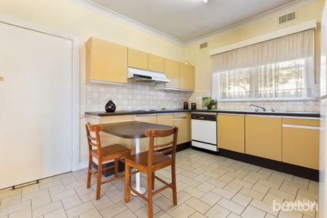 Property photo of 141 East Boundary Road Bentleigh East VIC 3165