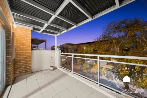 Property photo of 5/2-6 Howard Avenue Northmead NSW 2152