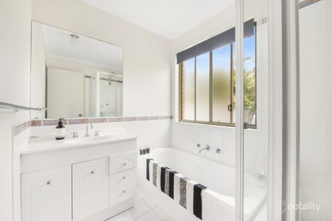 12 Woodbridge Cres, Lake Munmorah, NSW 2259