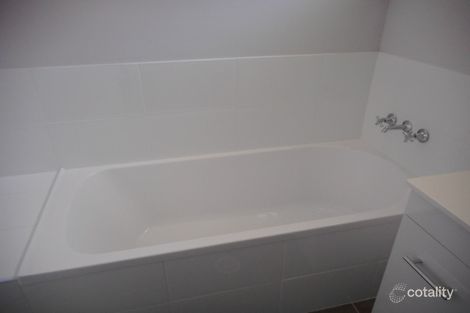 Property photo of 100 Nigella Circuit Hamlyn Terrace NSW 2259