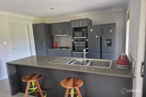 Property photo of 7 Kanimbla Avenue Cooloola Cove QLD 4580