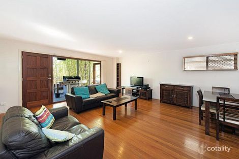 Property photo of 2/285 Riding Road Balmoral QLD 4171