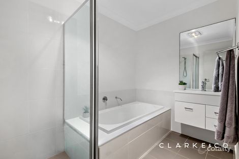 Property photo of 118 McKeachie Drive Aberglasslyn NSW 2320
