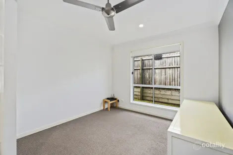 Property photo of 59 Macintyre Parade Pacific Pines QLD 4211