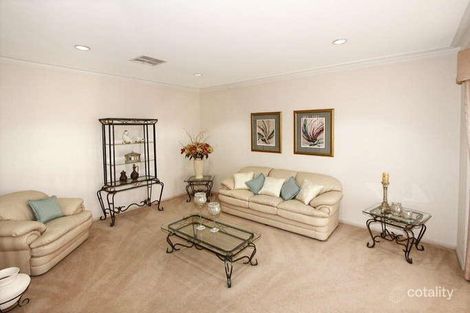 Property photo of 32 Hartley Crescent Greenvale VIC 3059