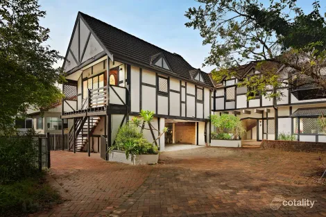 715 Warringah Rd, Forestville, NSW 2087