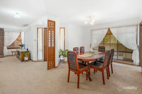 Property photo of 40 Fairweather Avenue Loxton SA 5333