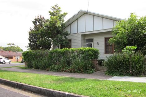 Property photo of 15 Swan Street Cooks Hill NSW 2300