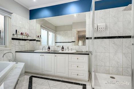 15 Billanook Way, Chirnside Park, VIC 3116