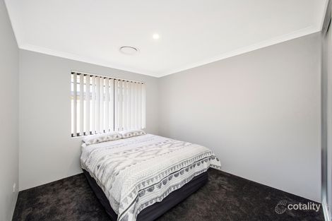 Property photo of 8 Nolan Lane Dawesville WA 6211
