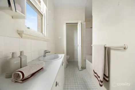 Property photo of 12/22 Charnwood Crescent St Kilda VIC 3182