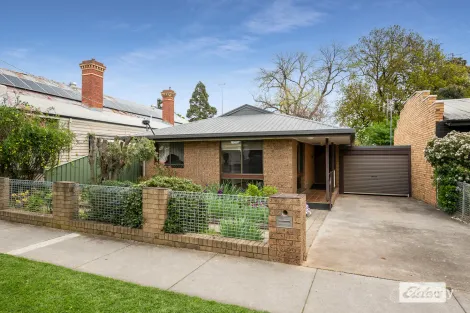 Property photo of 28B Napier Street Eaglehawk VIC 3556