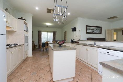 Property photo of 5 Thiele Crescent Evanston Park SA 5116