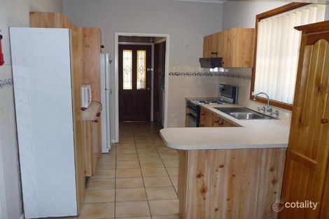 Property photo of 2 Dulcie Street Seven Hills NSW 2147