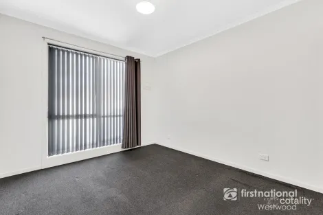 Property photo of 3/33 Edgar Street Werribee VIC 3030