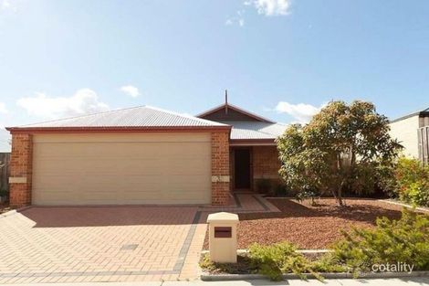 Property photo of 32 Caldervale Avenue Ellenbrook WA 6069