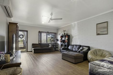 Property photo of 38 Gawthorne Drive Millars Well WA 6714