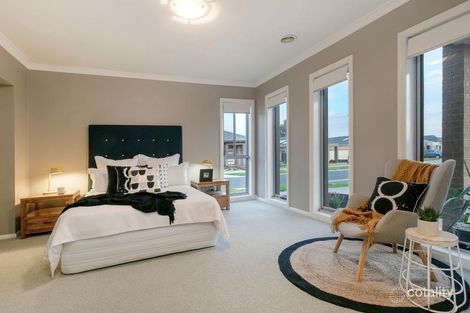Property photo of 15 Oxford Drive Hillside VIC 3037
