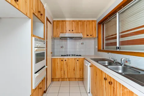 Property photo of 34 Rockbank Road Ardeer VIC 3022