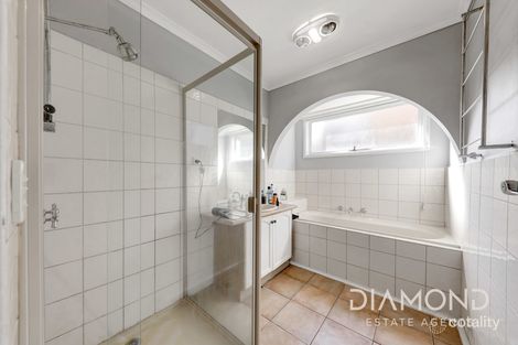 Property photo of 8 Evelyne Avenue Cranbourne VIC 3977