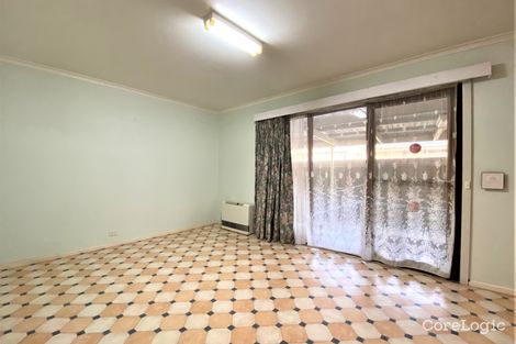 Property photo of 42 Linacre Crescent Gladstone Park VIC 3043