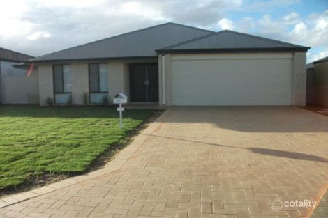 11 Geographe Bay Pass, Secret Harbour, WA 6173