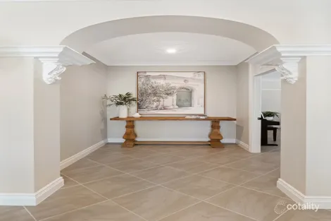 Property photo of 18 Greg Norman Crescent Parkwood QLD 4214