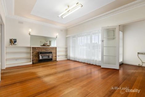 Property photo of 7 Head Street Wendouree VIC 3355