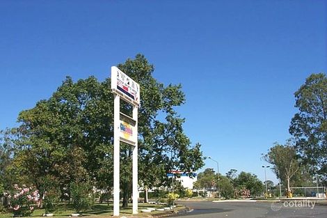 35 Hollingsworth St, Kawana, QLD 4701