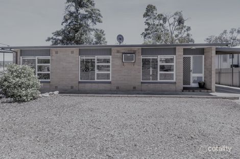 Property photo of 18 Hayward Terrace Loxton SA 5333