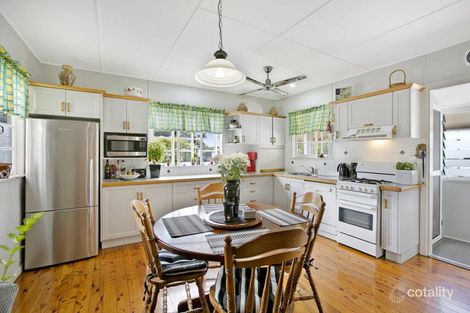 Property photo of 2267 Wynnum Road Wynnum QLD 4178