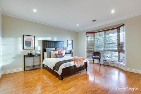 Property photo of 8 Burnley Grove Taylors Hill VIC 3037