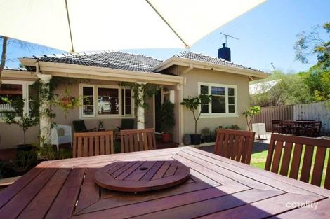 17 Cobden St, Bayswater, WA 6053