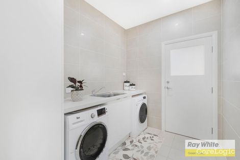 Property photo of 6 Aspinall Way Oran Park NSW 2570