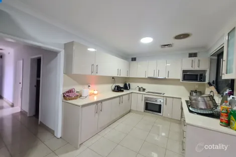 Property photo of 7 Tobys Boulevard Mount Pritchard NSW 2170