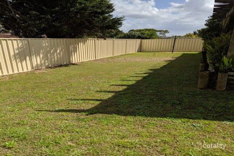 Property photo of 7 Lamb Close Bateau Bay NSW 2261