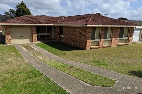 Property photo of 7 Lamb Close Bateau Bay NSW 2261
