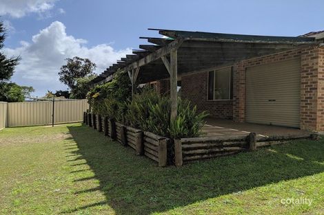 Property photo of 7 Lamb Close Bateau Bay NSW 2261