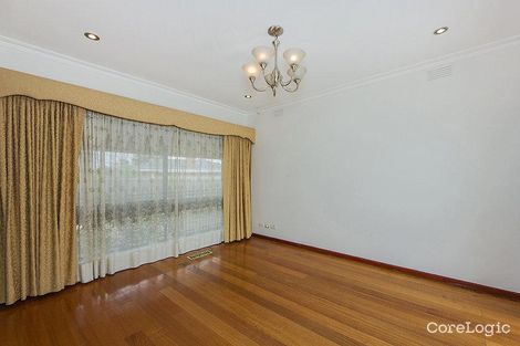 Property photo of 8 Swansea Parade St Albans VIC 3021