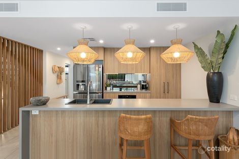 2/137 Landsborough Ave, Scarborough, QLD 4020