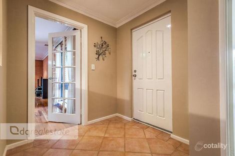 Property photo of 5 The Return Woodvale WA 6026