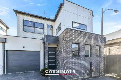 Property photo of 4/12 Mundaring Drive Cranbourne VIC 3977