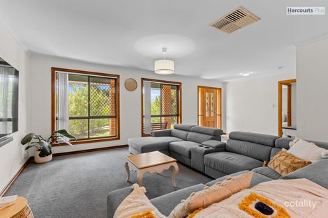 Property photo of 11 Chifley Crescent Trott Park SA 5158