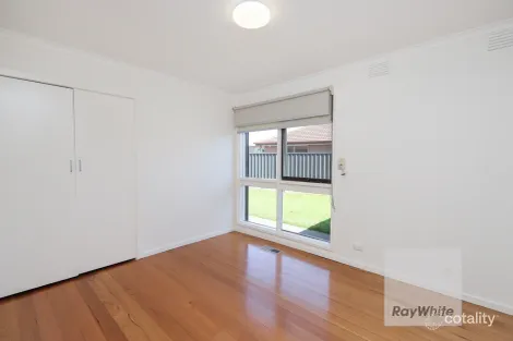 Property photo of 29 Taylor Drive Gladstone Park VIC 3043