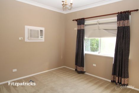 Property photo of 13 Wilks Avenue Kooringal NSW 2650