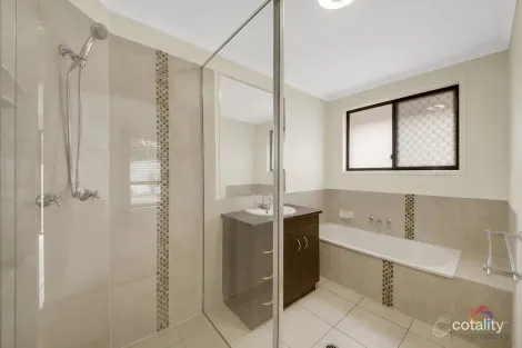 Property photo of 48 Cavella Drive Glen Eden QLD 4680