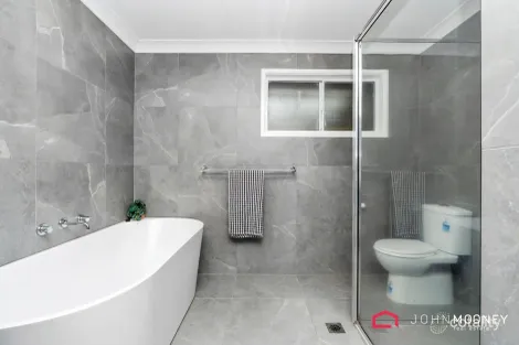 Property photo of 4 Centenary Drive Marrar NSW 2652