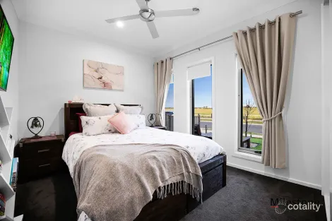 Property photo of 18 Claudia Crescent Kurunjang VIC 3337