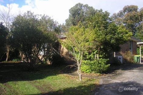 10 Lalors Rd, Healesville, VIC 3777