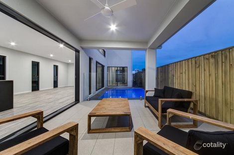 19 Livingstone St, Tewantin, QLD 4565
